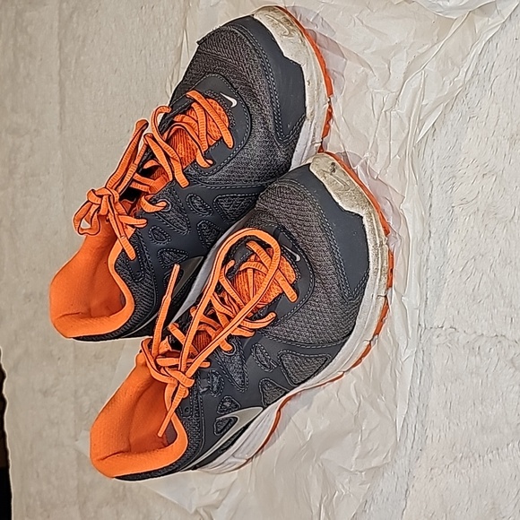 Nike Revolution 2 Gray/Orange running sneakers - Picture 1 of 9